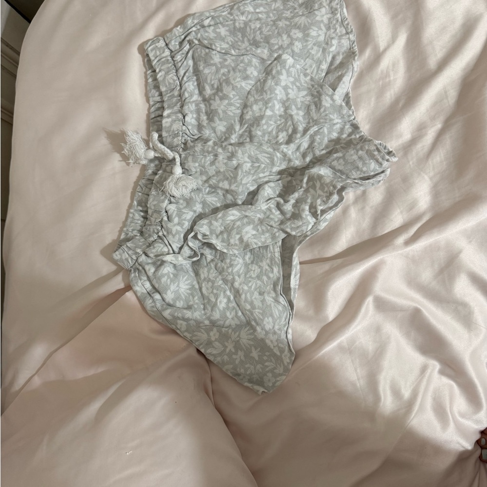 Rylee + Cru Light Gray Floral Pajama Shorts